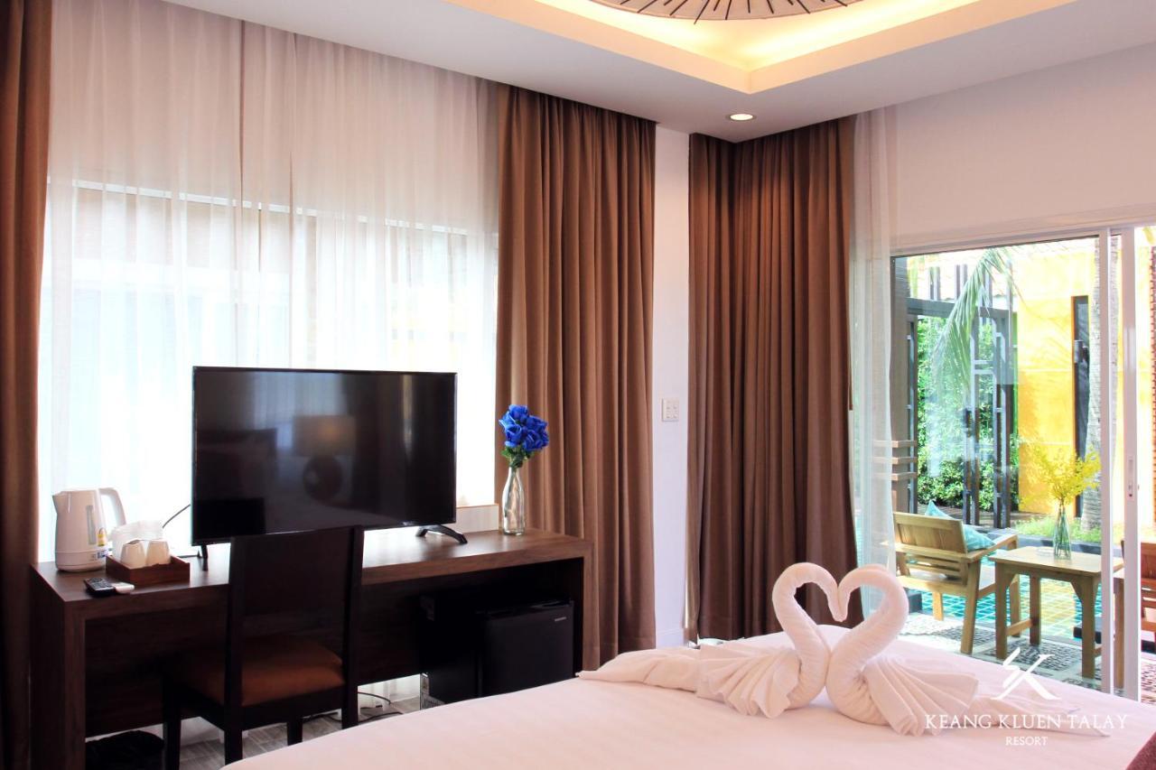 Keang Kluen Talay Resort Haad Chao Samran Bagian luar foto